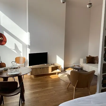 Pop 1 Centre Calme Avec Parking Public Arras