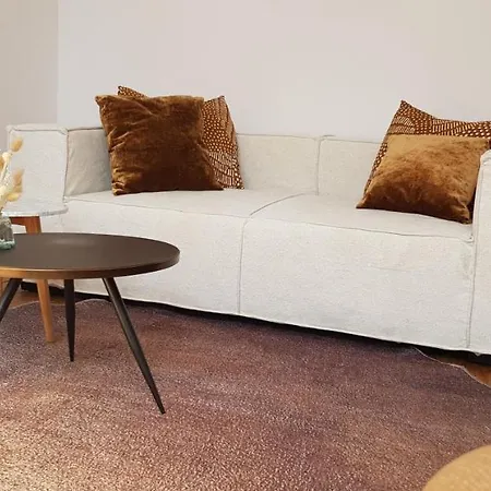 Pop 1 Centre Calme Avec Parking Public * Arras