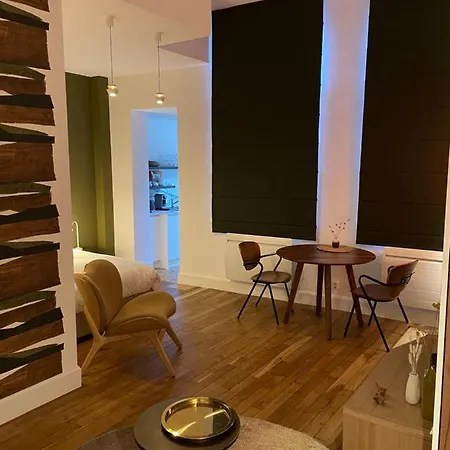Apartment Pop 1 Centre Calme Avec Parking *